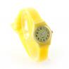 Montre pas chère pour l'été bracelet long silicone jaune