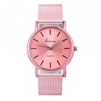 Montre pas chère femme rose bracelet silicone