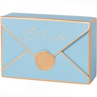 boîte bleu ciel pour une fête d'anniversaire carton
