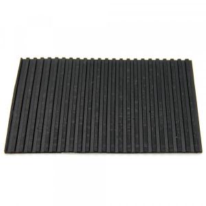 Tapis Caoutchouc Strié Noir - Protection Établi - 100 x 150 mm