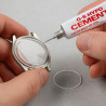 Application GS Hypo Cement sur Verre de Montre