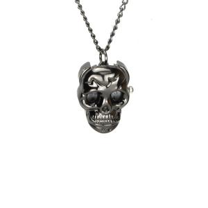 Pendentif tete de mort montre noir