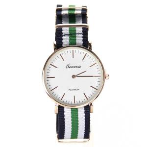 Montre tissu femme homme tendance à la mode