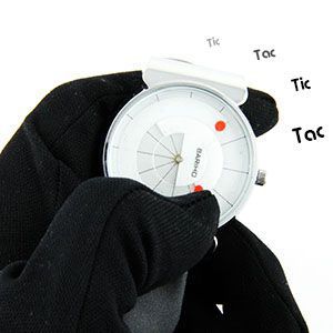 prendre montre en main