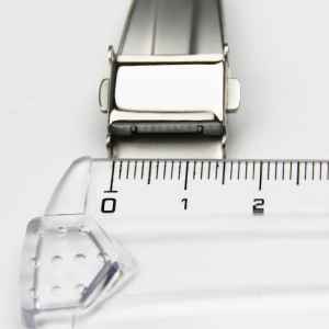 Mesure du fermoir deployant avec une règle