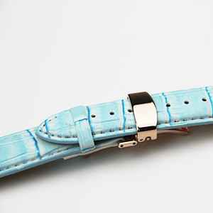 Bracelet 18 mm assemblé avec un fermoir papillon vue 2