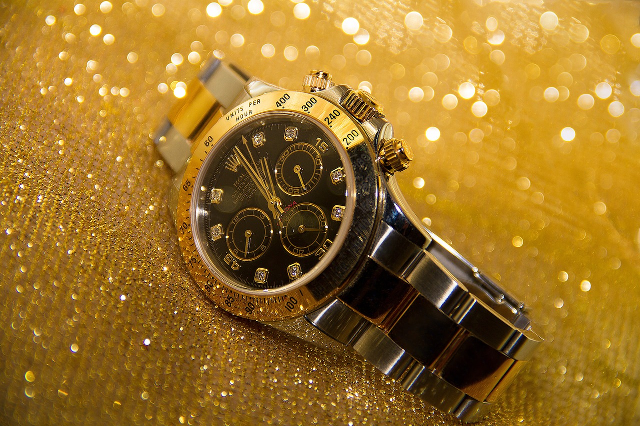 L'histoire du roi de la contrefaçon de montre de luxe : Julien V.